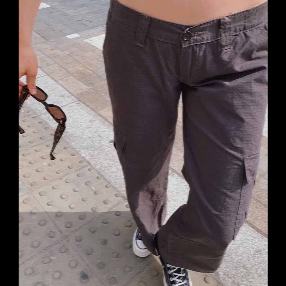 brandy melville tatum dark gray cargo pants (low rise) SOLD OUT